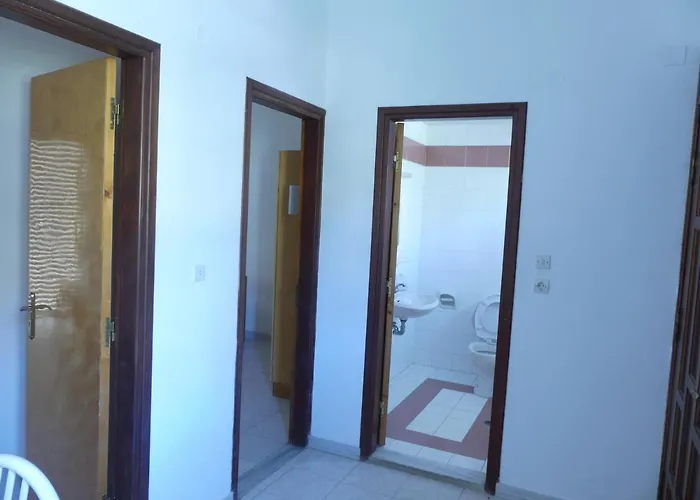 Marianthi & Szálloda 3*