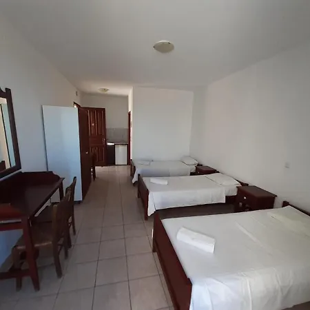 Marianthi & 3* Pefki