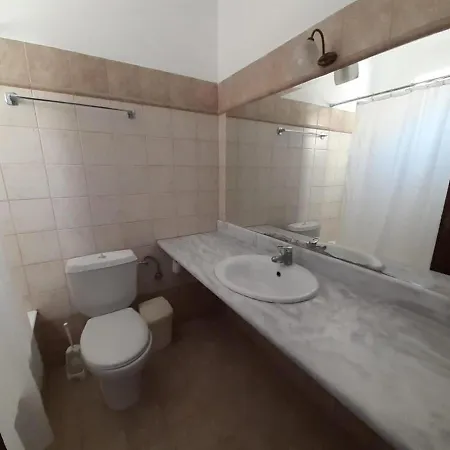 Marianthi & Hotel Pefki