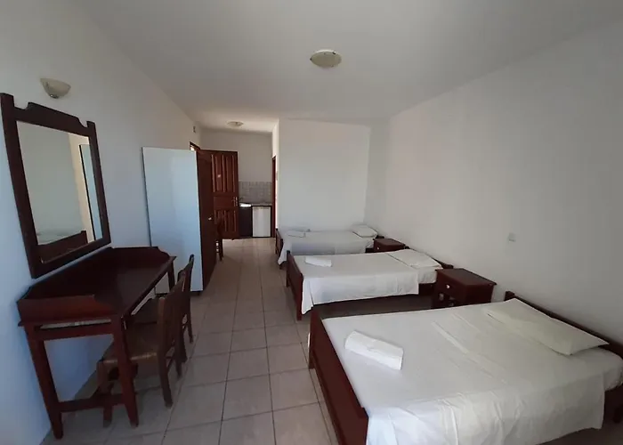 Marianthi & 3* Pefki