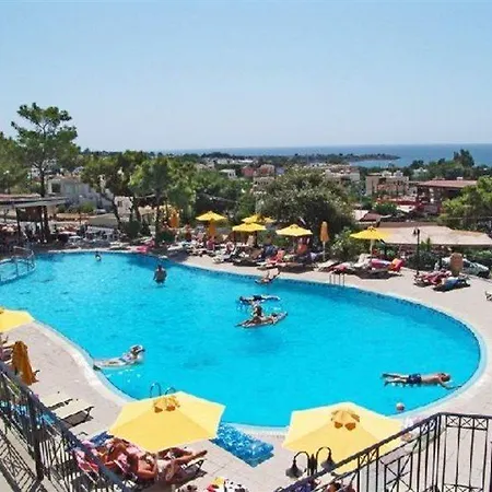 Marianthi & Hotel 3*