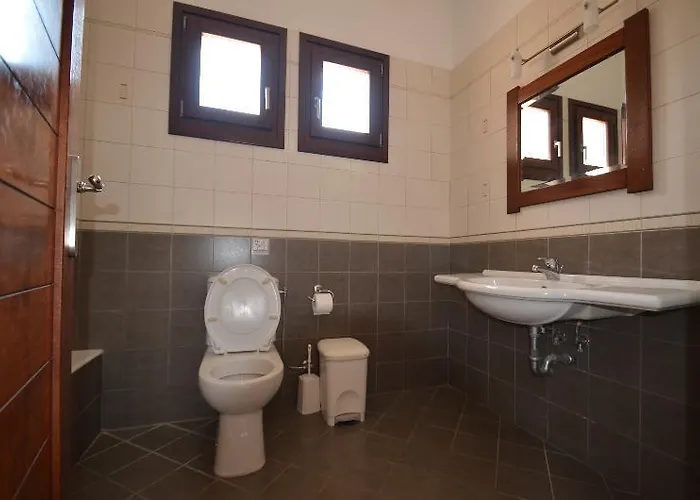 Marianthi & Ξενοδοχείο Πεύκος